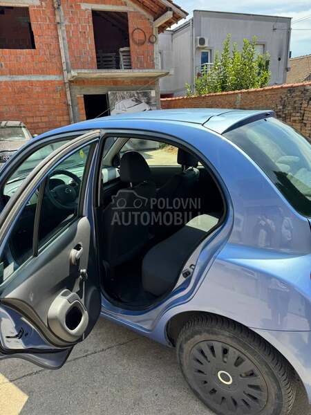 Nissan Micra 