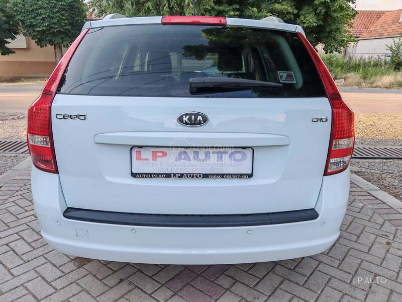 Kia cee`d sw 
