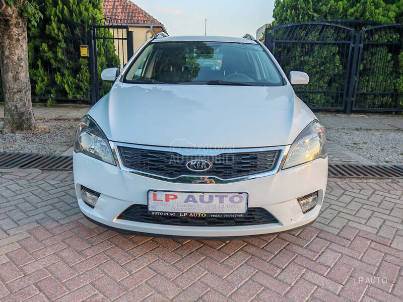 Kia cee`d sw 