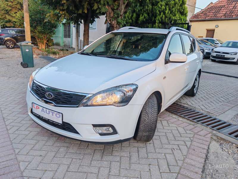 Kia cee`d sw 