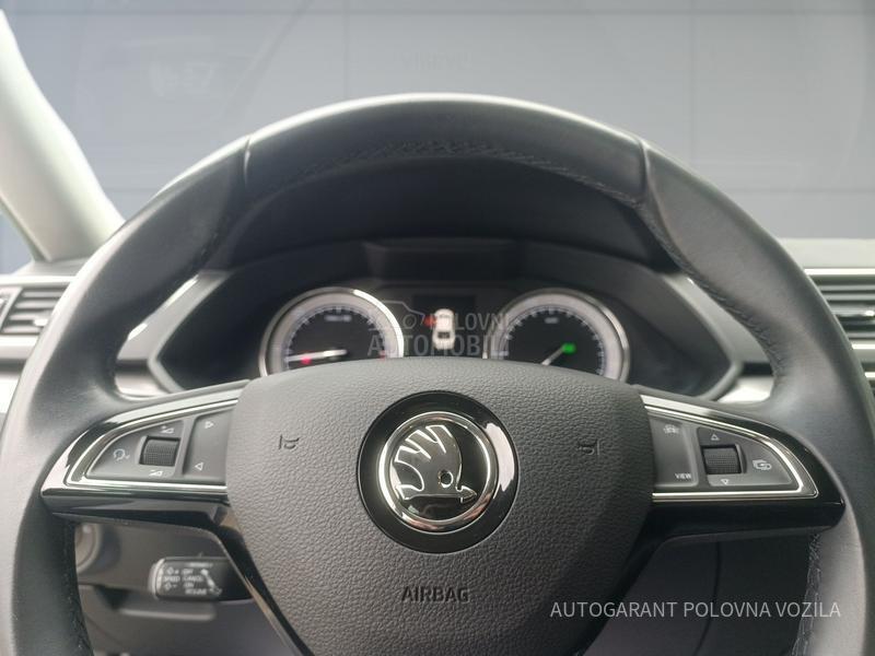 Škoda Superb 2.0 TDI STYLE DSG