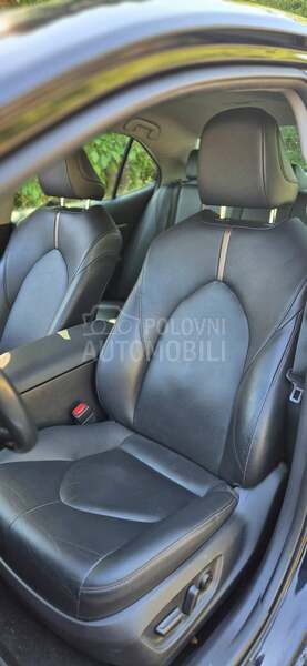 Toyota Camry PREMIUM