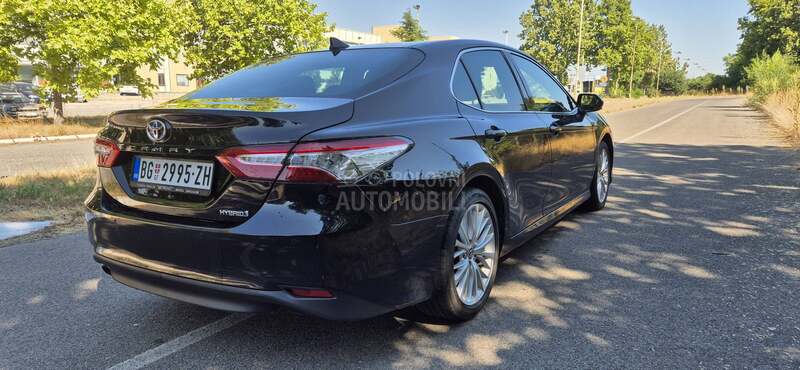 Toyota Camry PREMIUM