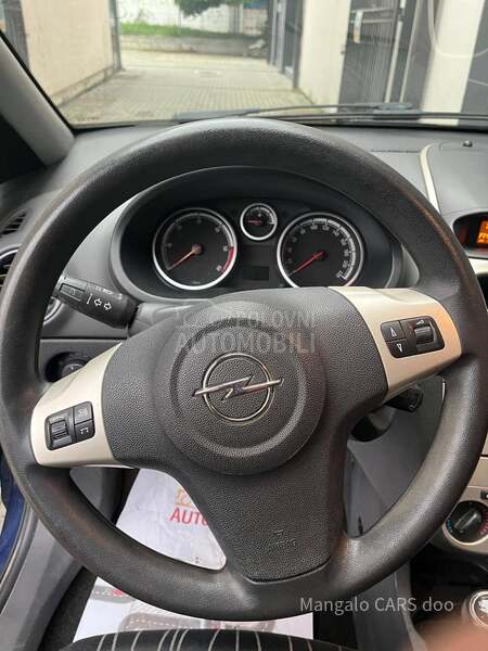 Opel Corsa D 1.3CDTi N0VA