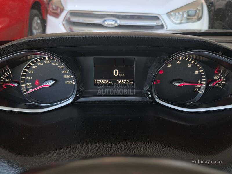 Peugeot 308 1.2PureTech Led Nav