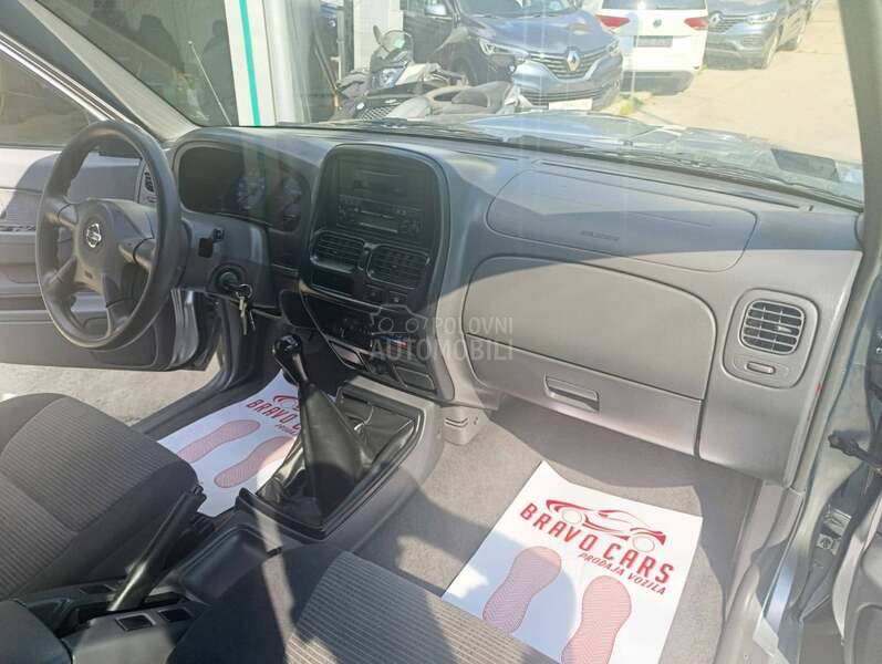 Nissan Navara 2.5tdi 4x4
