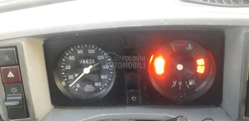 Zastava Poly 