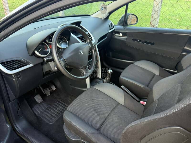 Peugeot 207 1.4eHDI/NAV/
