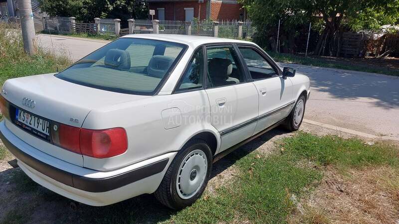 Audi 80 