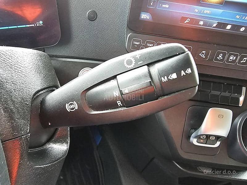 Mercedes Benz ACTROS 1836 / 7.4m / LIFT