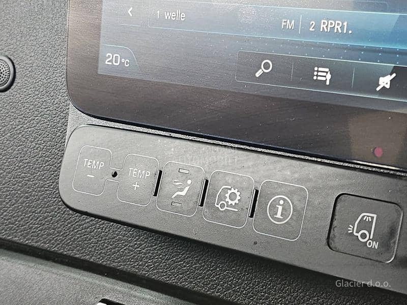 Mercedes Benz ACTROS 1836 / 7.4m / LIFT