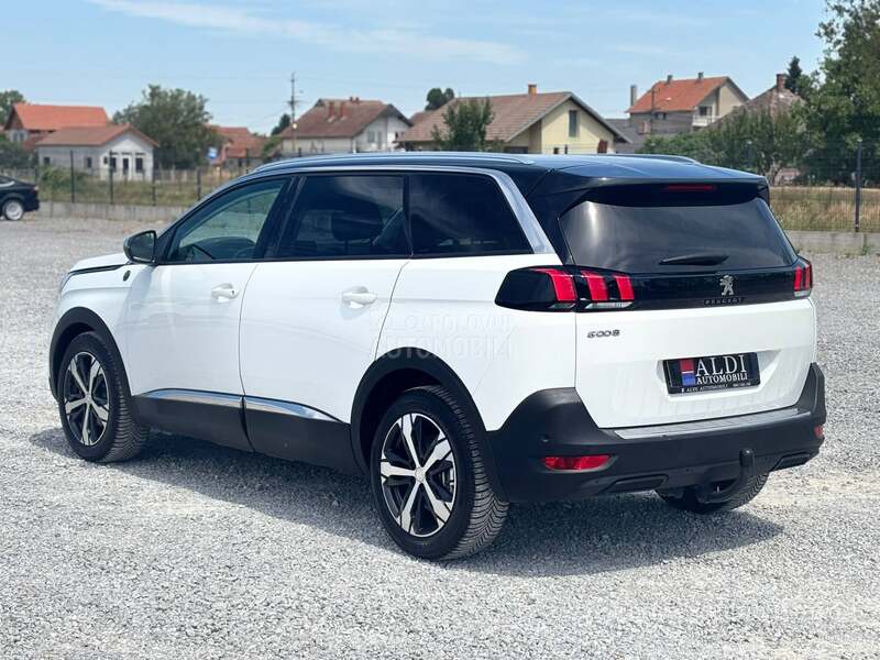 Peugeot 5008 1.5 Hdi/Allure