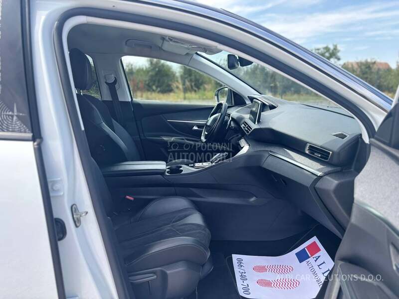 Peugeot 5008 1.5 Hdi/Allure