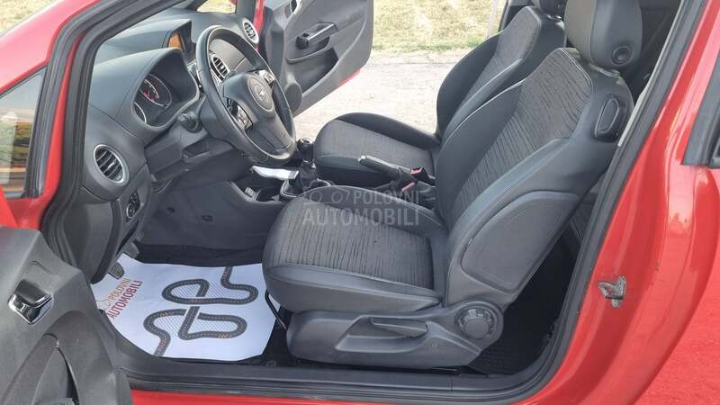 Opel Corsa D 1.4