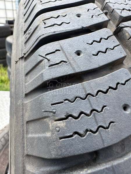 Tigar 225/70 R15 Zimska