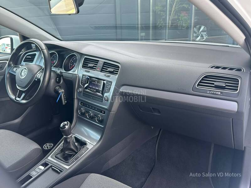 Volkswagen Golf 7 1.2 TSI