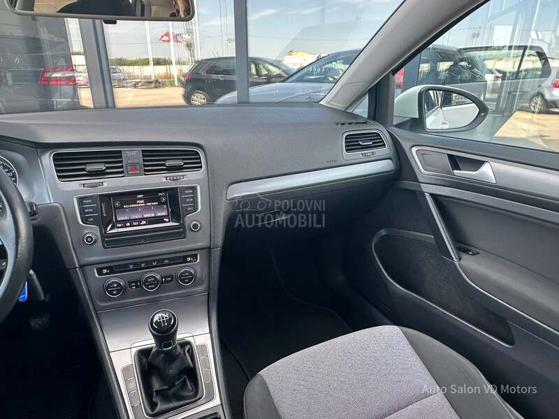 Volkswagen Golf 7 1.2 TSI