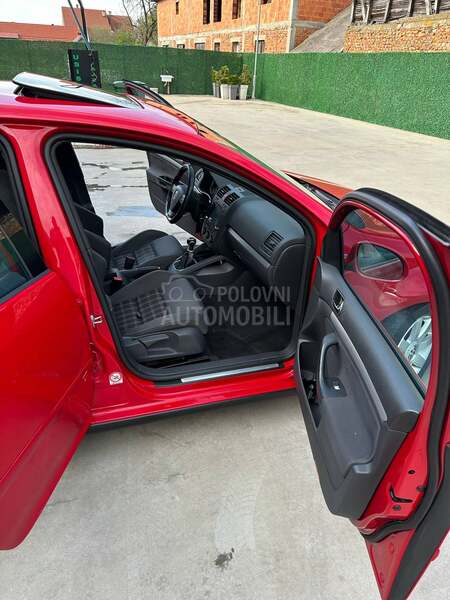 Volkswagen Golf 5 GTI