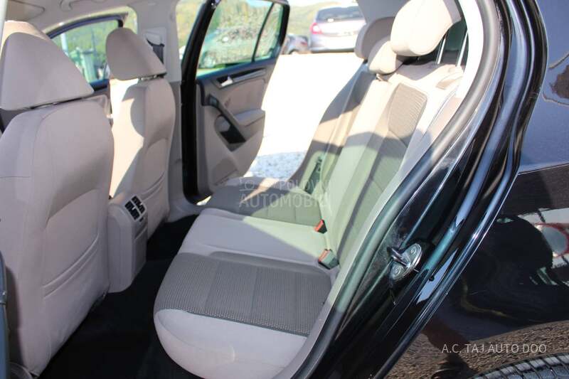Volkswagen Golf 6 2.0 TDI CONFORTLINE