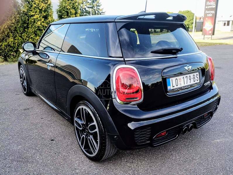 MINI Cooper S John Cooper Works