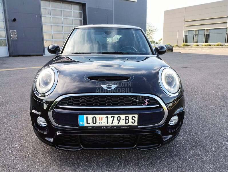 MINI Cooper S John Cooper Works