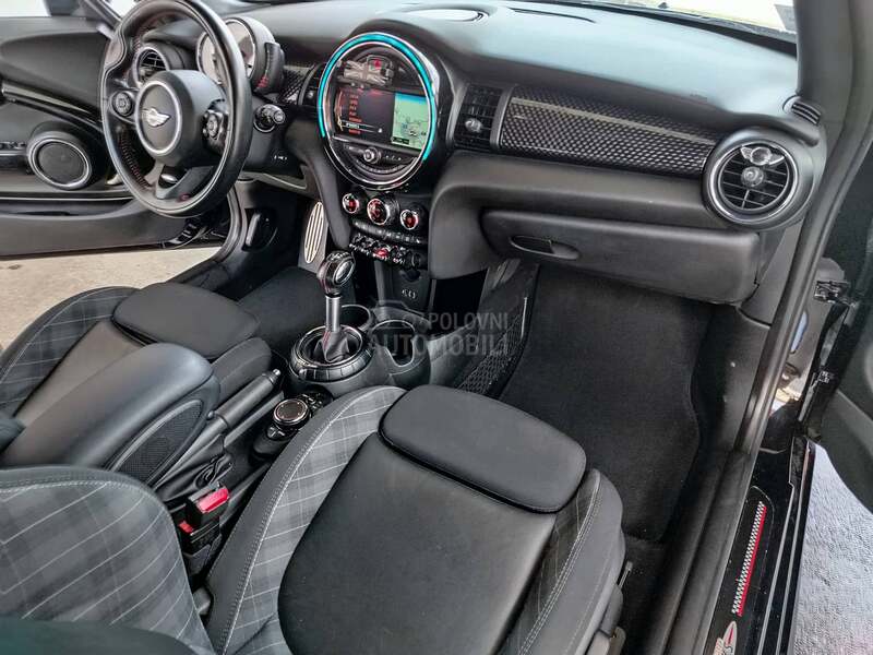 MINI Cooper S John Cooper Works
