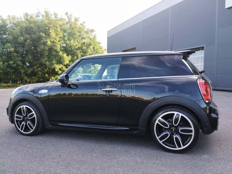 MINI Cooper S John Cooper Works