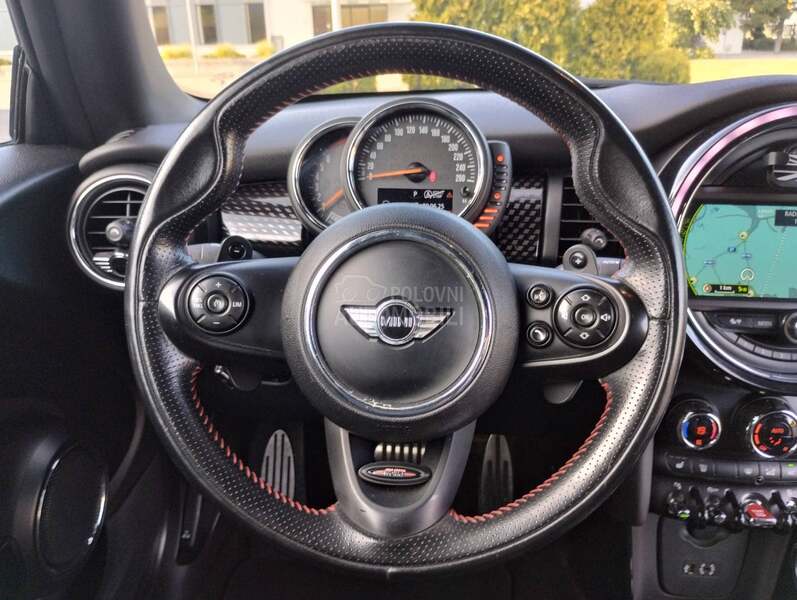 MINI Cooper S John Cooper Works