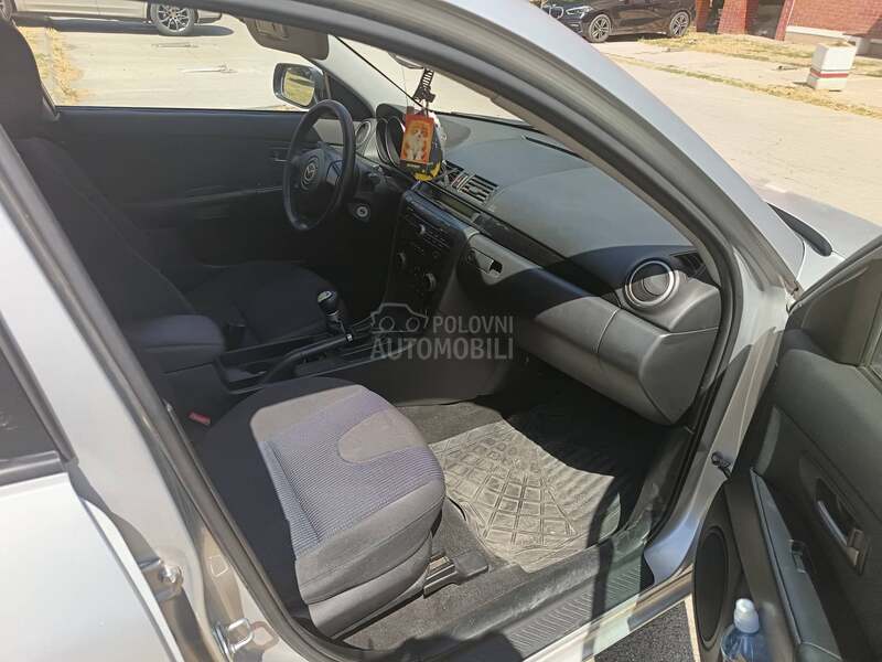 Mazda 3 hecbek
