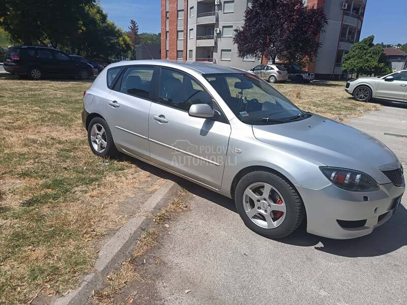 Mazda 3 hecbek