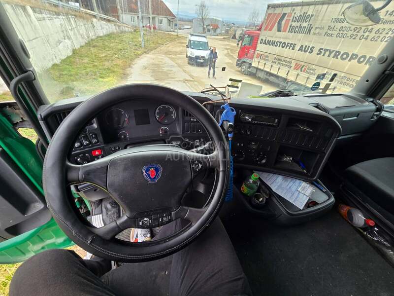 Scania R440