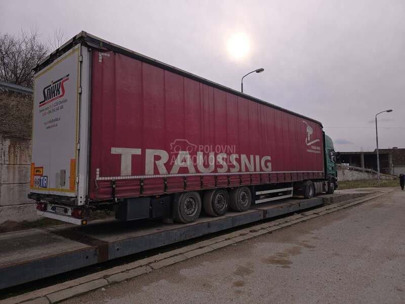 Scania R440