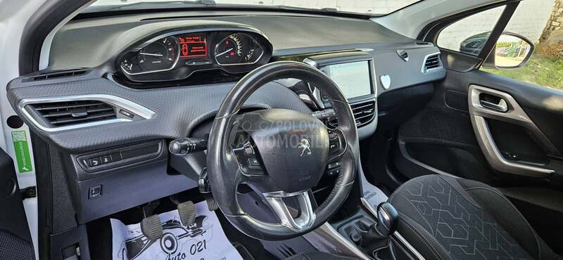 Peugeot 2008 1.6HDI/N.A.V.I
