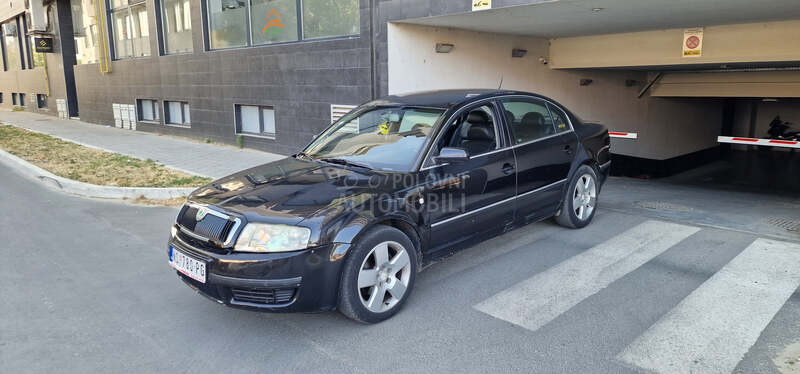 Škoda Superb 