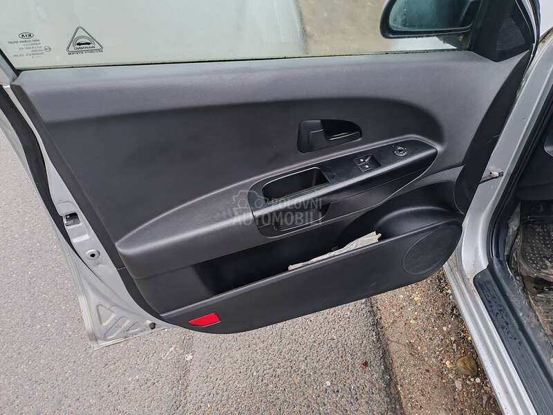Kia cee`d sw 1.4