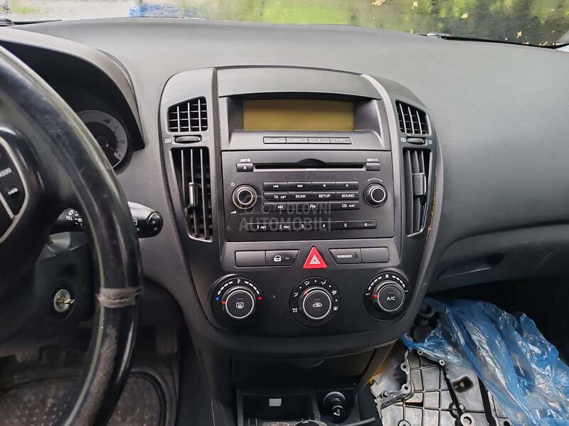 Kia cee`d sw 1.4