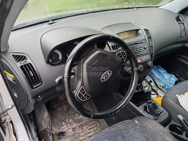 Kia cee`d sw 1.4