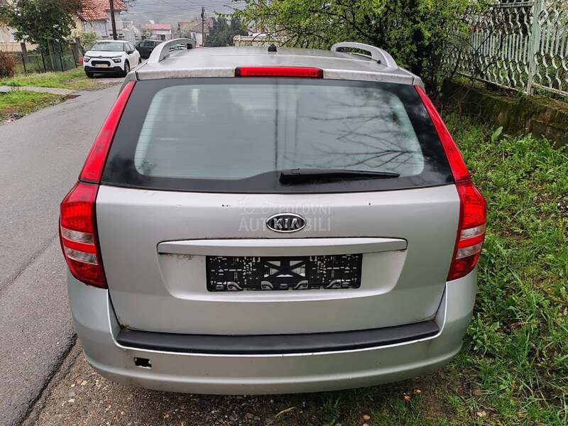Kia cee`d sw 1.4