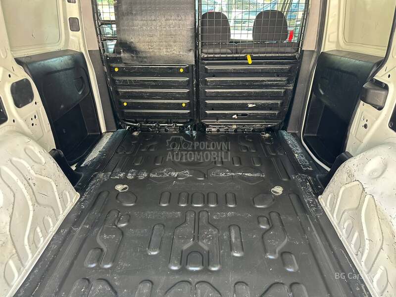 Fiat Doblo 1.6MJT 3 SEDIŠTA