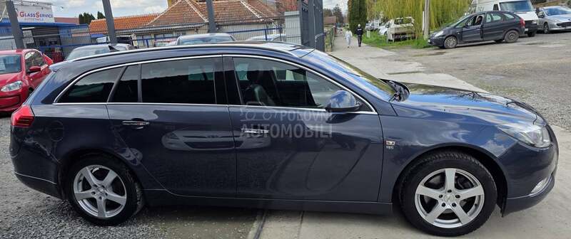 Opel Insignia 2.0 CDTI N.A.V.I