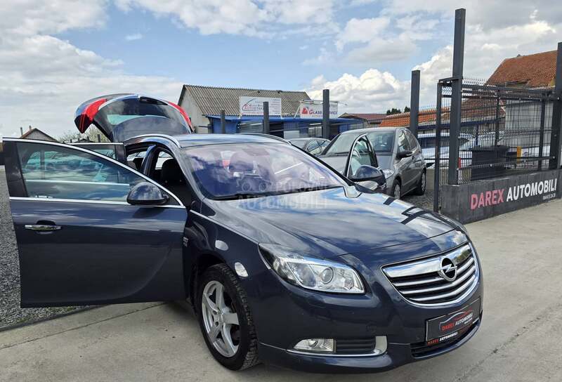 Opel Insignia 2.0 CDTI N.A.V.I