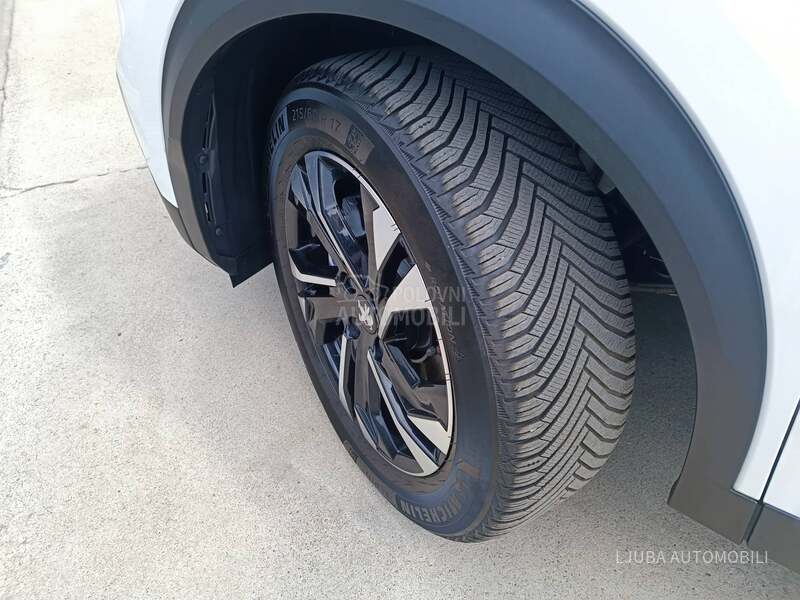 Peugeot 2008 1.5hdi ALLURE