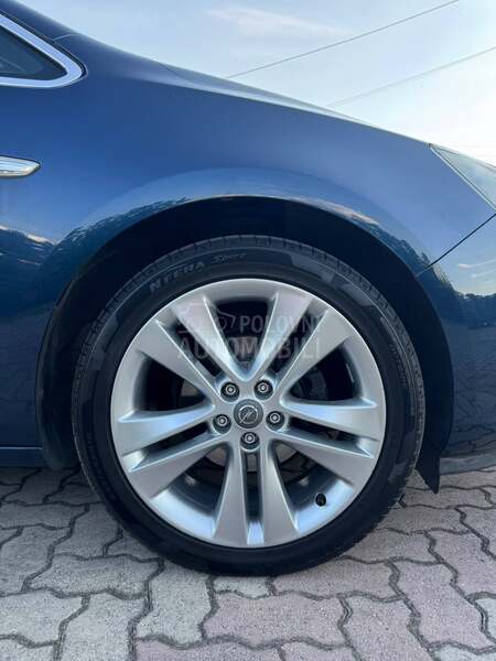 Opel Astra J Cosmo Sports Tourer