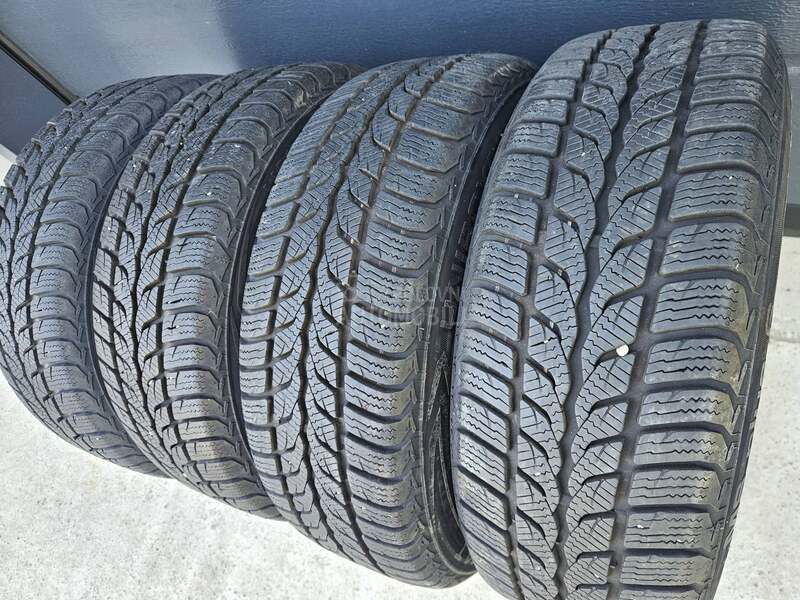 Uniroyal 185/60 R14 Zimska
