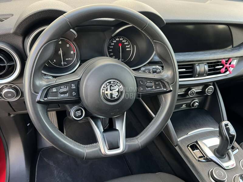 Alfa Romeo Stelvio Q4 Restyling