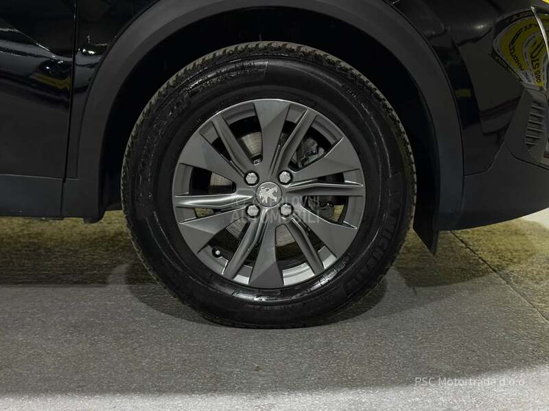 Peugeot 2008 Style/Nav/Led/MT6