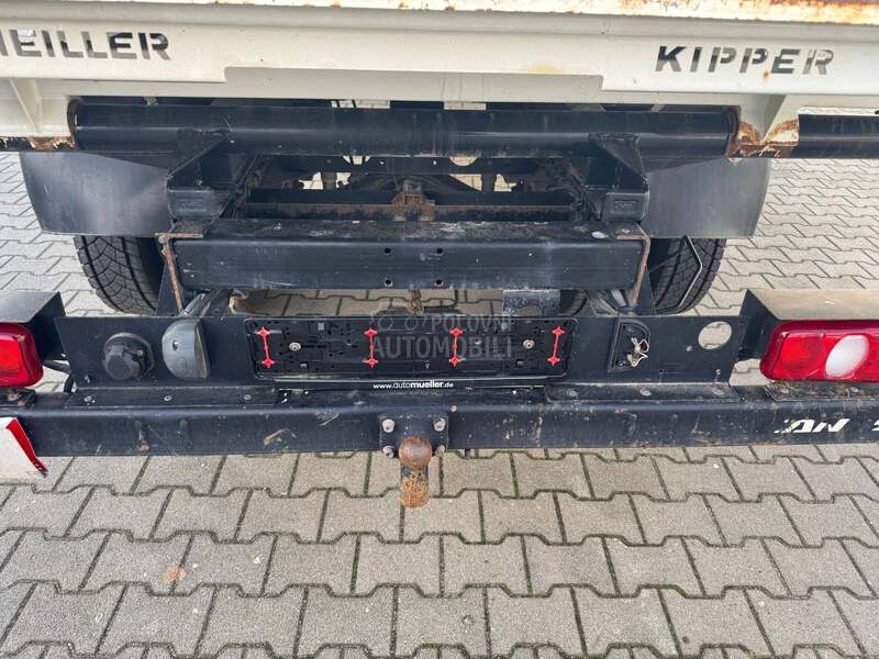 Mitsubishi FUSO 7C18/trostrani kiper