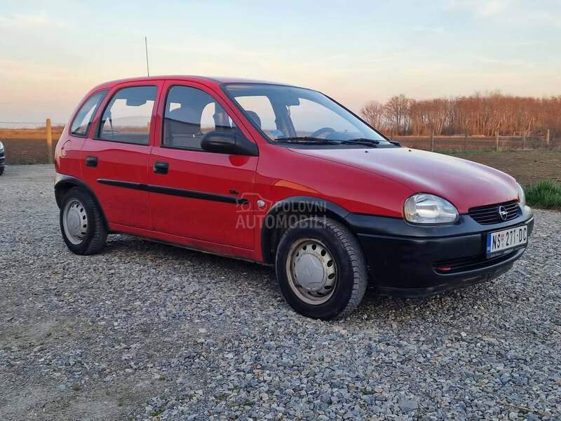 Opel Corsa B 1.0i