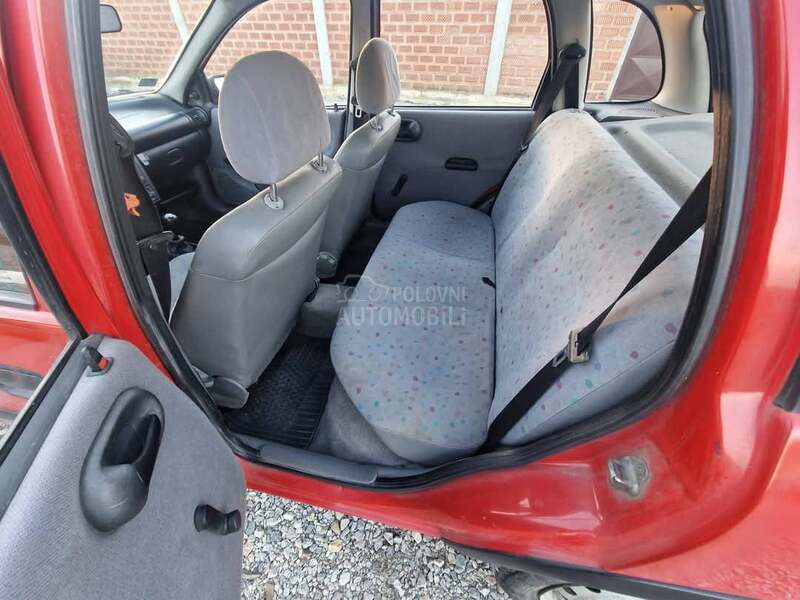 Opel Corsa B 1.0i