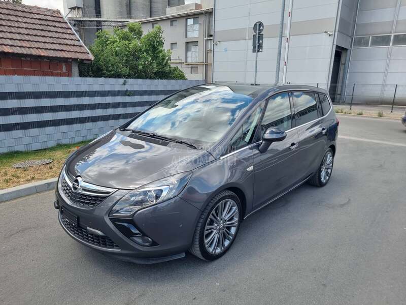 Opel Zafira 